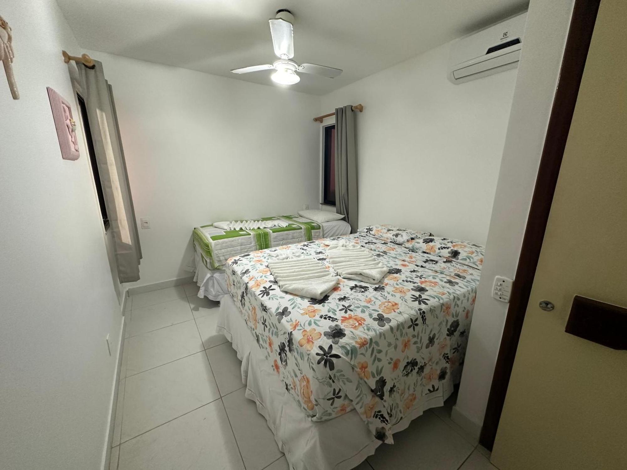 Flat Guarajuba 4 Quartos Terreo A Beira Mar - Pe Na Areia - Governanca Com Arrumadeira E Wi Fi Inclusos Camassari Exterior foto